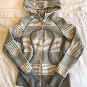 Lululemon sweater